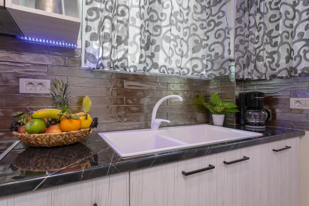 Evia'S Apartment - New Apartment In Town! Закинтос Экстерьер фото