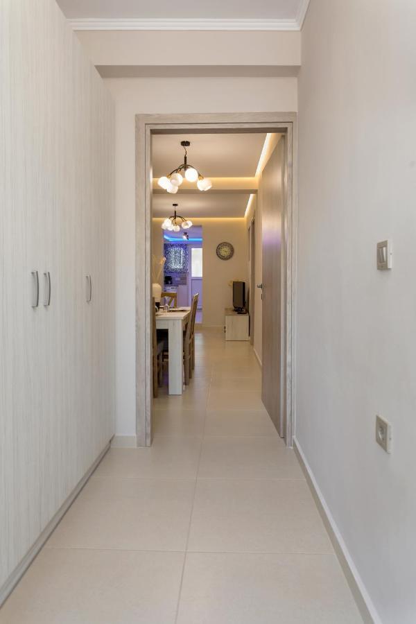 Evia'S Apartment - New Apartment In Town! Закинтос Экстерьер фото